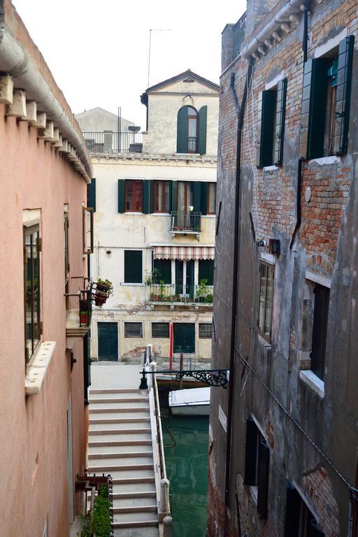 Апартаменты Biennale 252 Венеция Номер фото